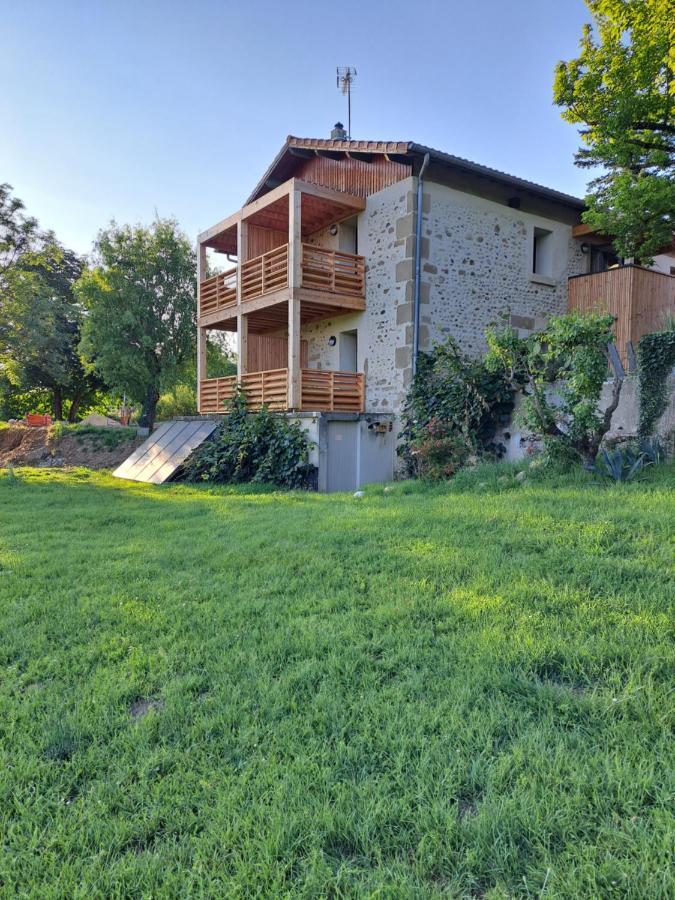 Logis Hotel Les Vieilles Granges Екстериор снимка