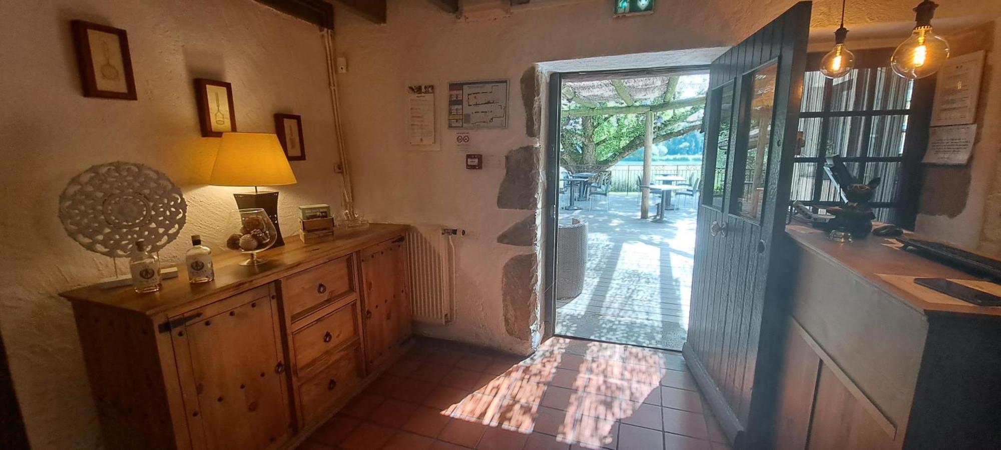 Logis Hotel Les Vieilles Granges Екстериор снимка