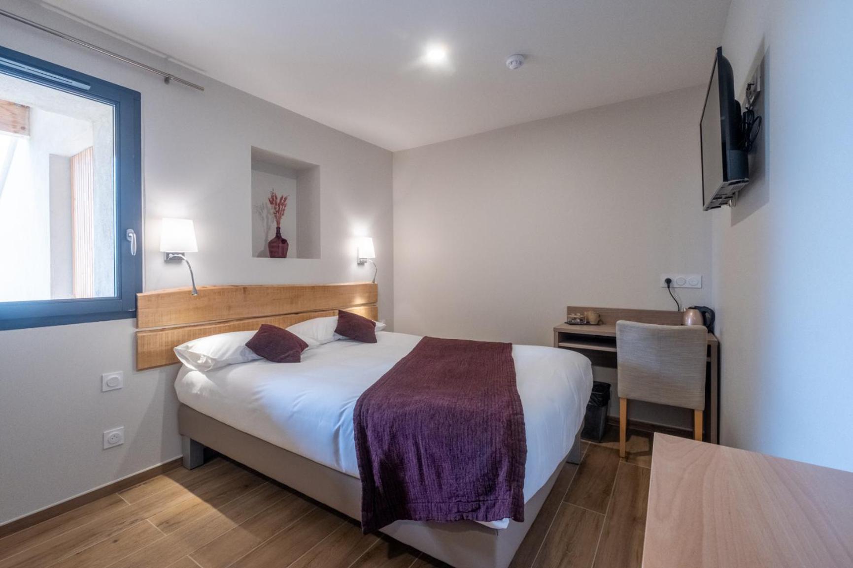 Logis Hotel Les Vieilles Granges Екстериор снимка